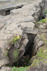 Felsspalte über der Höhle Grjótagjá im Mývatn-Gebiet / Nord-Island