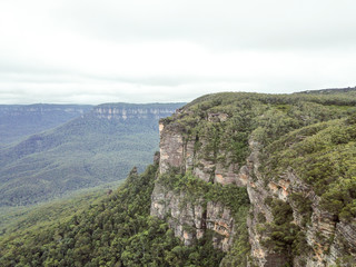 Fototapeta na wymiar Cliff views mountains