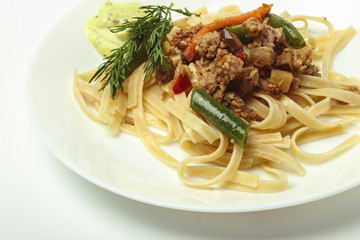 Noodles with meat and vegetables
