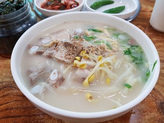 제주도 고기국수 맛있어요