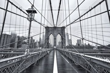 Fototapeta na wymiar Brooklyn bridge of New York City