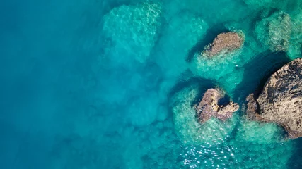 Papier Peint photo Côte Vue aérienne sur la mer. Beau paysage marin naturel à l& 39 heure d& 39 été