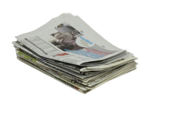 Tageszeitung gestapelt