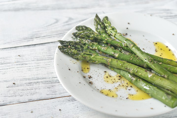 Cooked asparagus on the plate