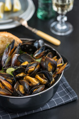 Steamed mussels in white wine sauce