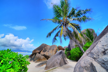 Granite rock formations on beaches of the island La Digue , Seychelles
 - obrazy, fototapety, plakaty