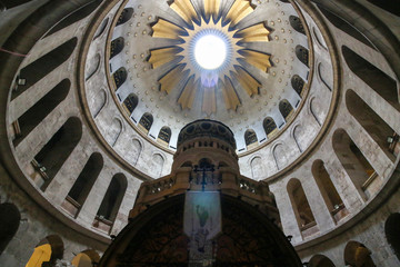 Obraz premium The Dome of the Church of the Holy Sepulchre in Jerusalem, Israel.