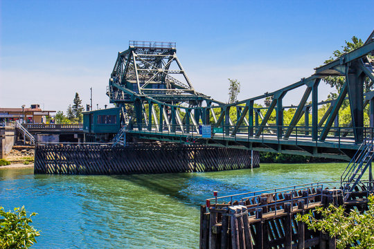 Small Draw Bridge On California Slough