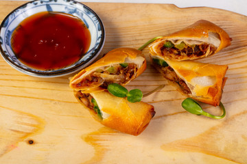 Spring roll with sauce