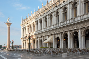 Fototapeta na wymiar St. Mark's Square, Venice, Italy