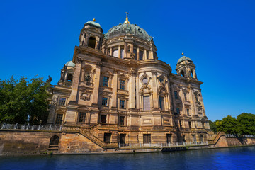 Fototapeta na wymiar Berlin Cathedral Berliner Dom Germany