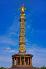 Fototapeta na wymiar Siegessaule column in Berlin Germany