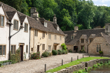Fototapeta na wymiar Cottages in England