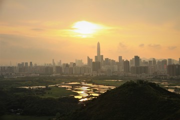 Fototapeta premium Silhouette of Shenzhen’s Skyline