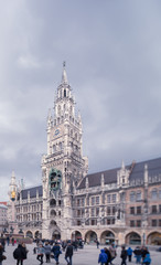 Fototapeta na wymiar Munich town hall at the Marienpaltz, Tilt-Shift-Lens with selective sharpness