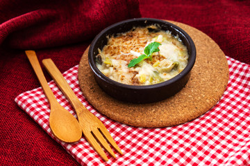 Scallop with pepper and mushrooms