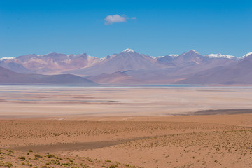 Fototapeta na wymiar Panorama bolivien - Bolivie