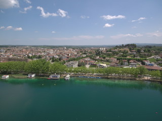 Barcas en el lago de Bañolas,el lago más grande de Cataluña, en la provincia de Gerona. Es el principal símbolo de la ciudad de Banyoles (Girona,España)