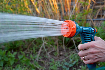 Gun for irrigation on the hose