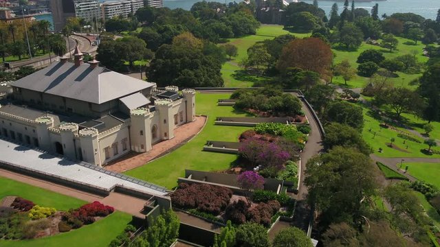 Aerial Australia Sydney April 2018 Sunny Day 30mm 4K Inspire 2 Prores

Aerial video of downtown Sydney in Australia on a clear beautiful sunny day.