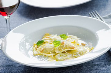 Ravioli ricotta and spinach plate.