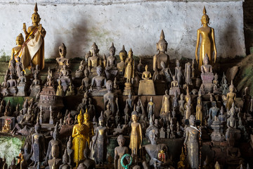 Laos - Luang Prabang - Pak Ou Höhlen