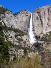 Fototapeta na wymiar Yosemite Waterfall, US National Park, California, Sierra Nevada