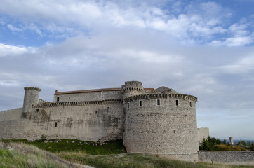 Fototapeta na wymiar Castillo de la Villa de Cuéllar en Segovia