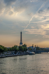 Fototapeta na wymiar Eiffel Tower at sunset