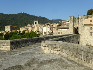 Besalu, pueblo medieval de la Garrotxa, en la provincia de Girona, Comunidad Autónoma de Cataluña, España