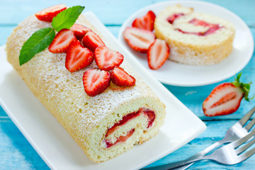 Strawberry roll cake