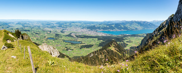 Thun, Thunersee, Amsoldingen und Aaretal, Jura, Bern, Schweiz