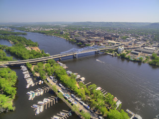 La Crosse is a Community in Wisconsin on the Mississippi River - obrazy, fototapety, plakaty