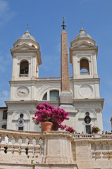 Roma, la chiesa di Trinità dei Monti