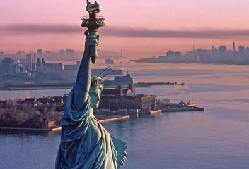 Foto auf Acrylglas Freiheitsstatue Statue of Liberty, aerial view