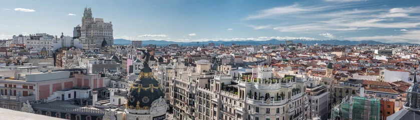 Möbelaufkleber Überblick über die Skyline von Madrid © Fernando