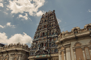 Fototapeta na wymiar Hinduistyczna świątynia