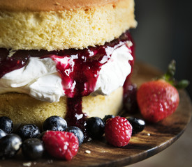 Homemade berry cake food photography recipe idea