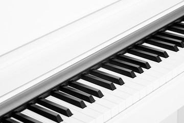 piano keyboard