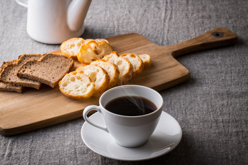 コーヒーとパン