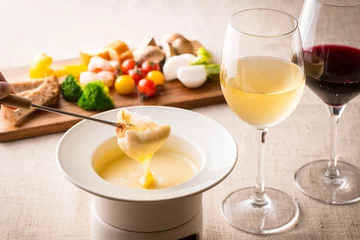 Fotobehang チーズとワイン © BRAD