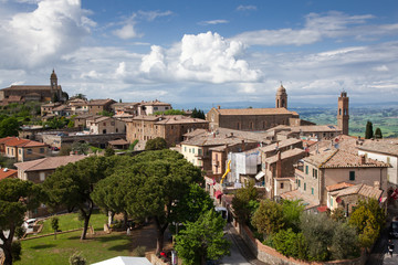 Fototapeta na wymiar view on traditional medieval town of Montalcino, Tuscany, Italy