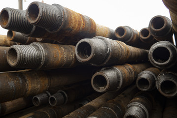 Oil drill pipe, Drill Pipe Stacked on Pipe Deck