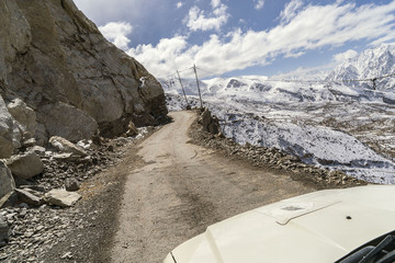 The road to the Spiti Valley from Shimla, right before the Nako Point. 