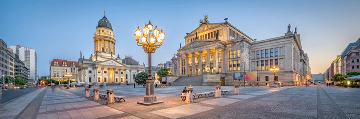 Fotobehang Berlijn Konzerthaus en Deutscher Dom op de Gendarmenmarkt in Berlijn