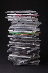 Pila di porta cd e dvd