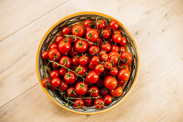 Tomaten Gemüse Rispentomaten Italien Passierte Tomaten menu Essen