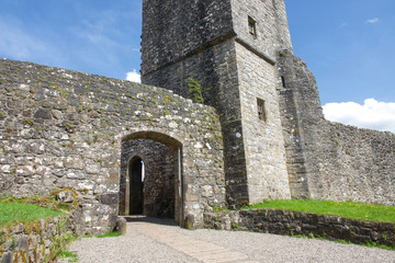 Fototapeta na wymiar The ruins of Mugdock Castle in Mugdock country Park.