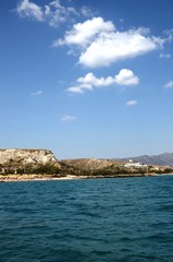 Fototapeta na wymiar Tour en catamaran au large de la plage de Kardamena (Kos-Grèce) 