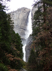 Yosemite Waterfall - US National Park, Sierra Nevada, California